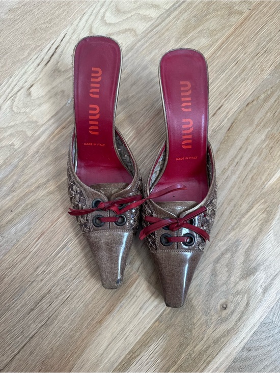 Miu Miu Shoes - Vintage Miu Miu Brown Leather Pointed Kitten Heels with Red Insole and Lace
